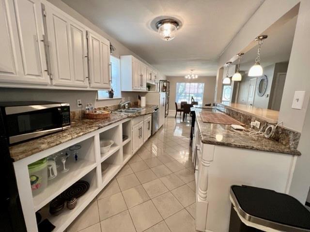 Foto del edificio - 13139 Blossomheath Ln