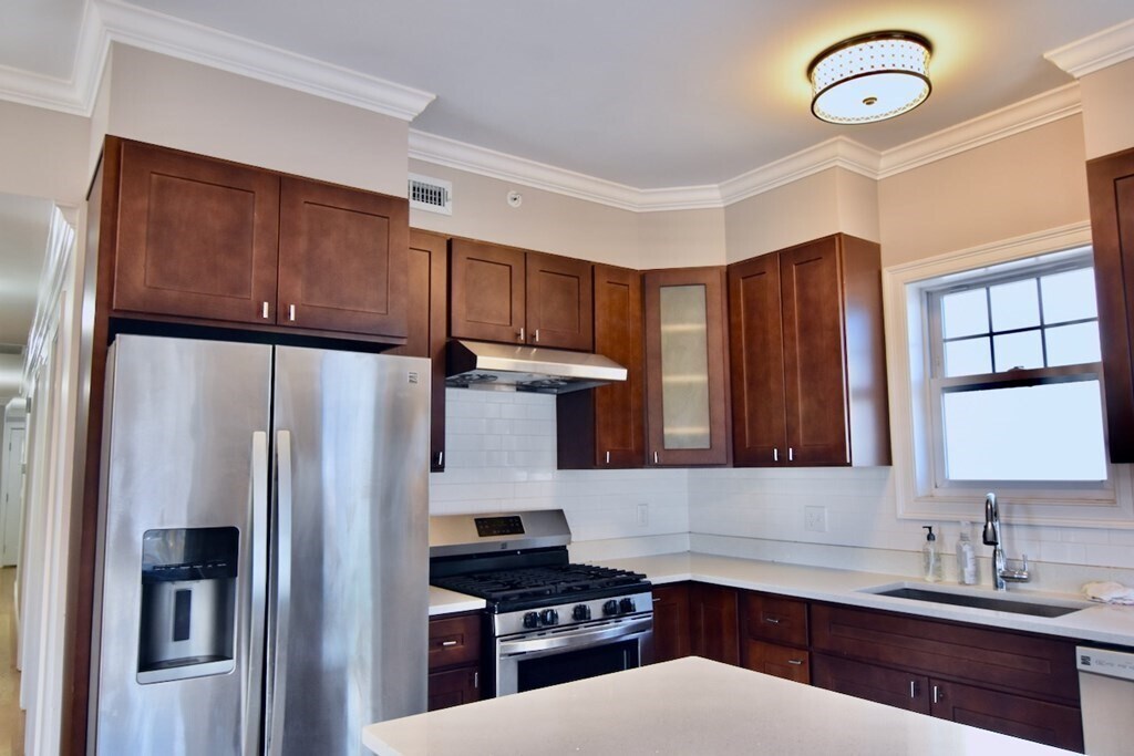 Foto principal - 273 Hancock St