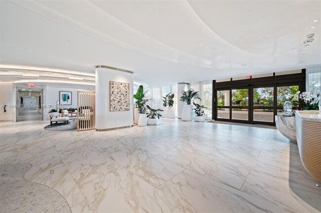 Foto del edificio - 900 N Ocean Blvd