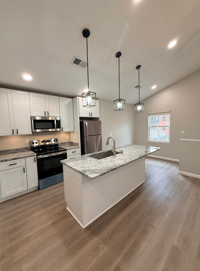 Foto del edificio - 737 Oak St