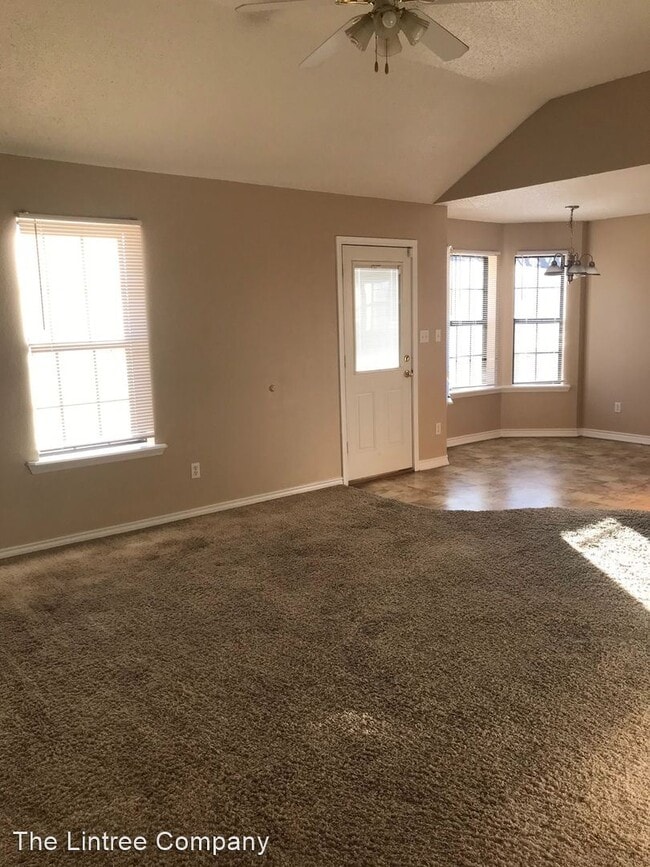 Building Photo - 3 br, 2 bath House - 1605 City View