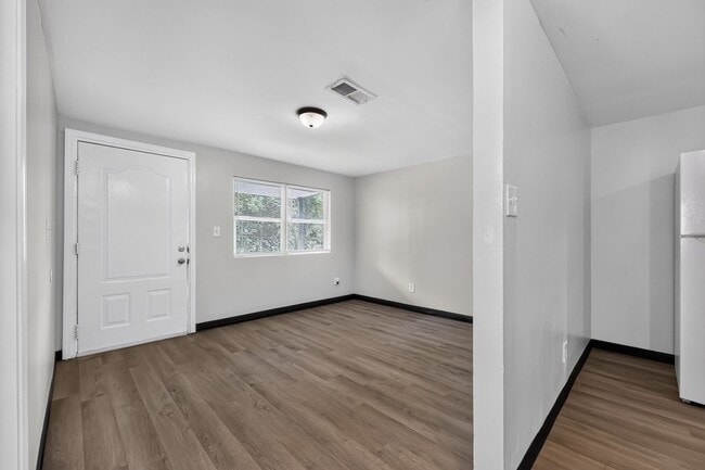 Building Photo - 1626 Telfair St Ln
