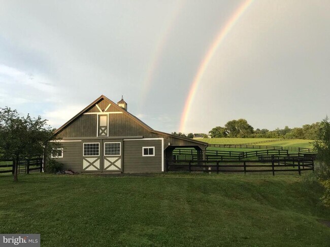 Foto del edificio - 15642 Old Waterford Rd