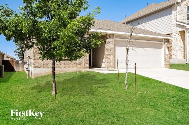Building Photo - 6027 Akin Elm