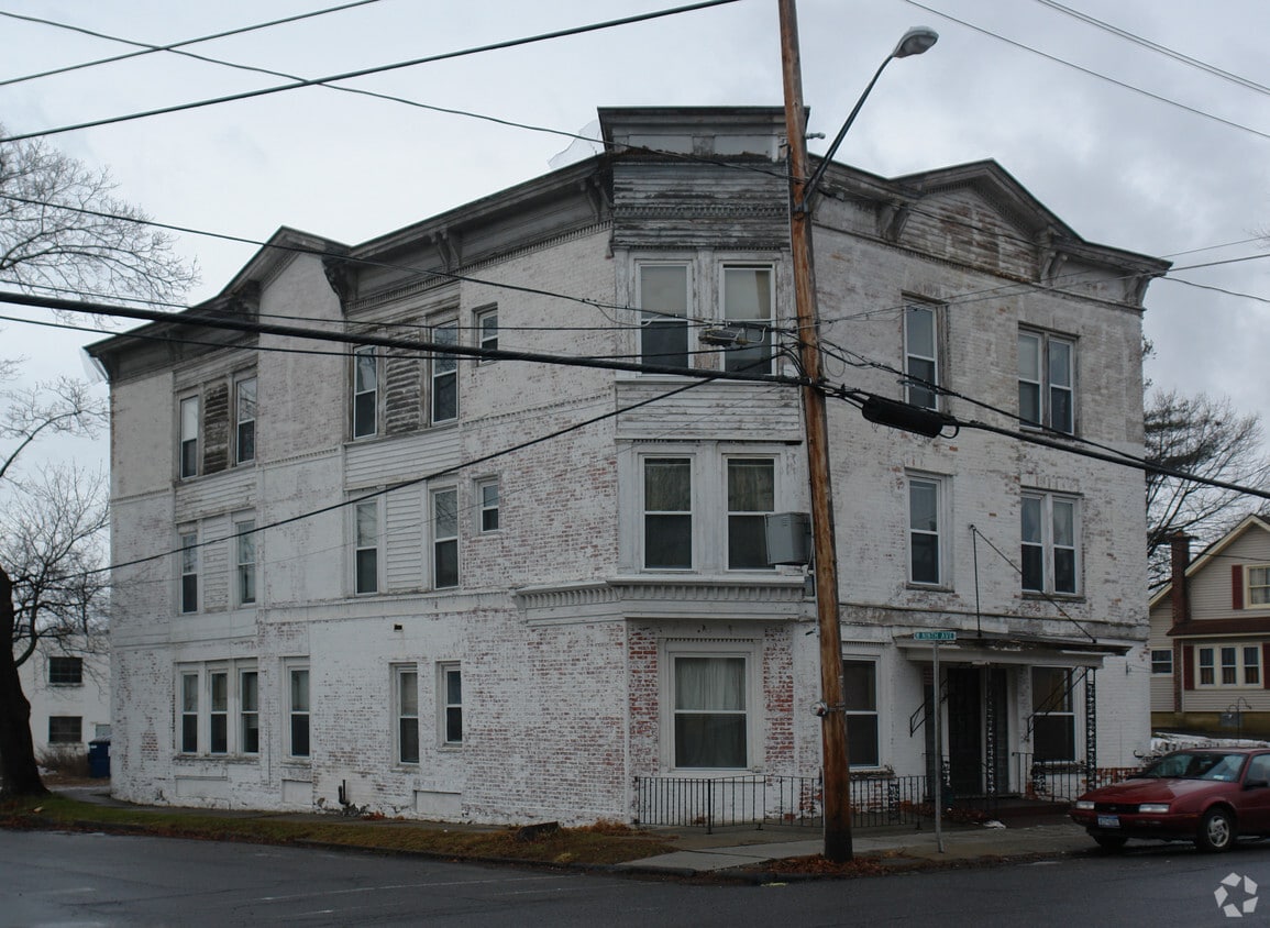 Primary Photo - 345-347 N Main St