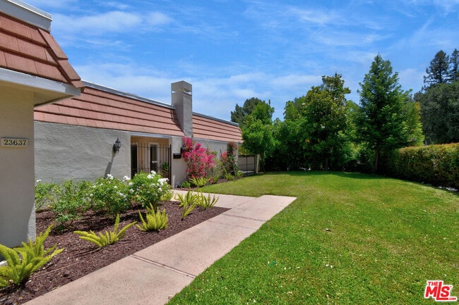 Building Photo - 23637 Park Belmonte