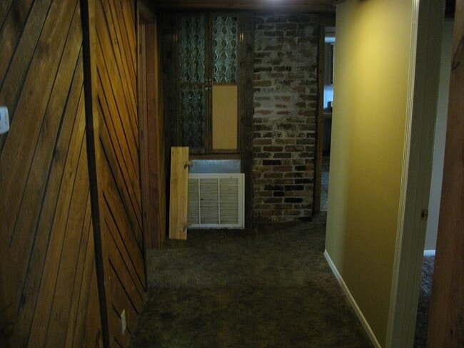Building Photo - 1109 Chestnut St