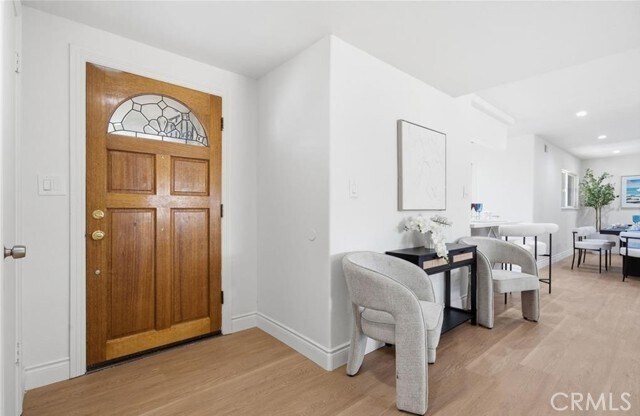 Foto del edificio - 335 N London Pl