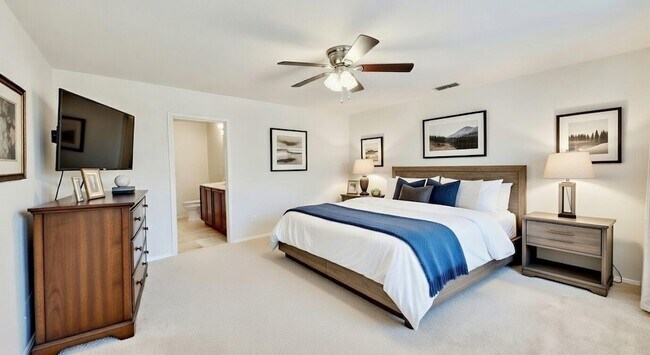 Foto del edificio - 2914 Whispering Pine Blvd