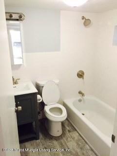 Building Photo - 333 Van Duzer St