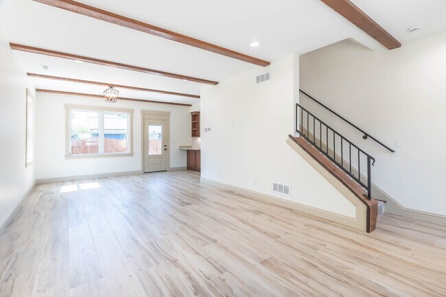 Foto del edificio - 261 Gay St