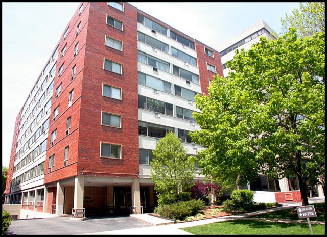 Primary Photo - 1516 Hinman Ave
