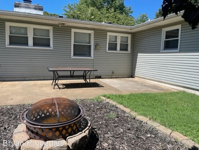 Building Photo - 3 br, 2 bath House - 2158 E. Claiborne