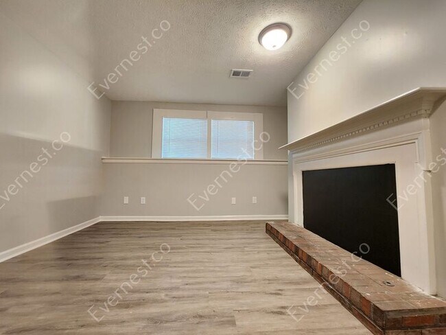 Building Photo - 2298 Wilkins Ct