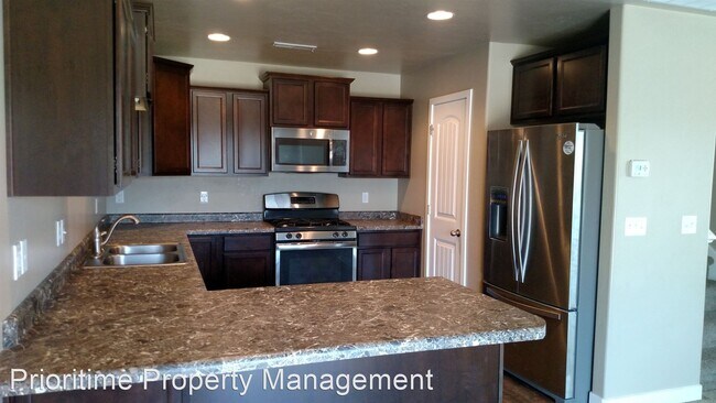 Building Photo - 3 br, 2.5 bath House - 35 N 1800 W