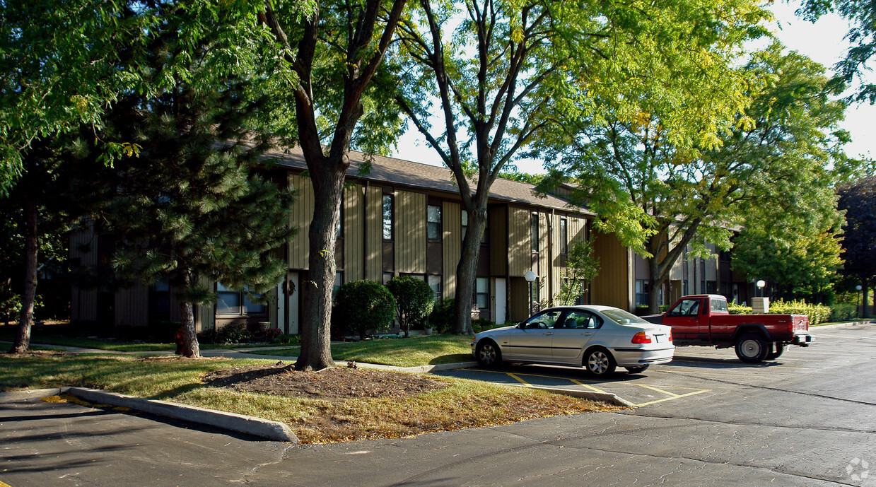 Foto del edificio - Barrington Townhomes