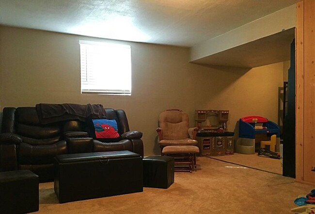 Building Photo - 2 Story home with basement in Westminster