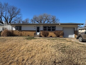 Building Photo - 1433 N Kokomo Ave