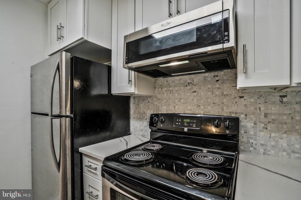 Primary Photo - 3308 Wyndham Cir