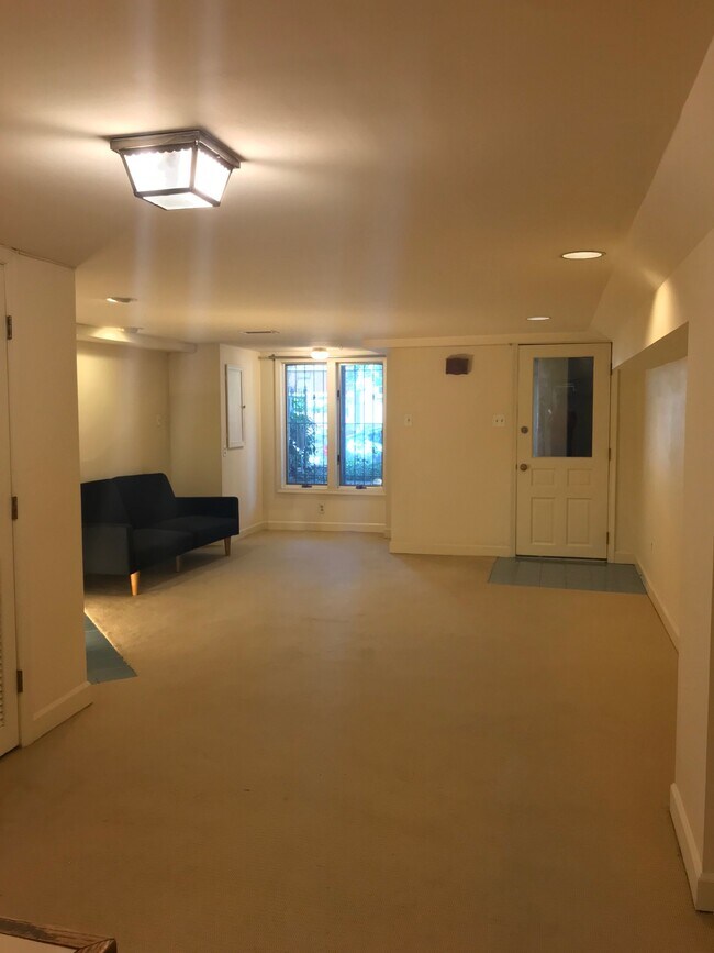 Living Room - 1812 Belmont Rd NW