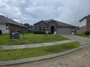 Building Photo - 16004 Birch Bay Ln