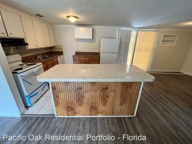 Foto del edificio - 4 br, 2 bath House - 5809 Tusk Ct