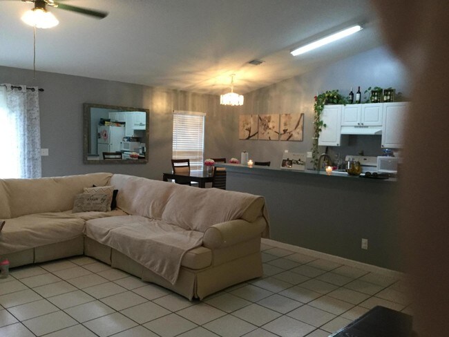 Foto del edificio - 11194 63rd Ln N