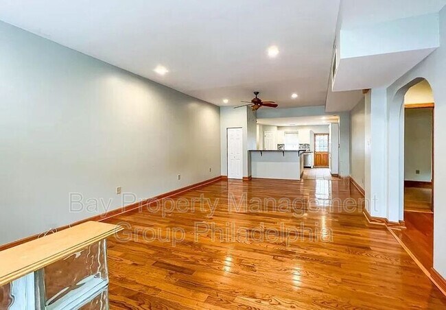 Building Photo - 2938 Almond St