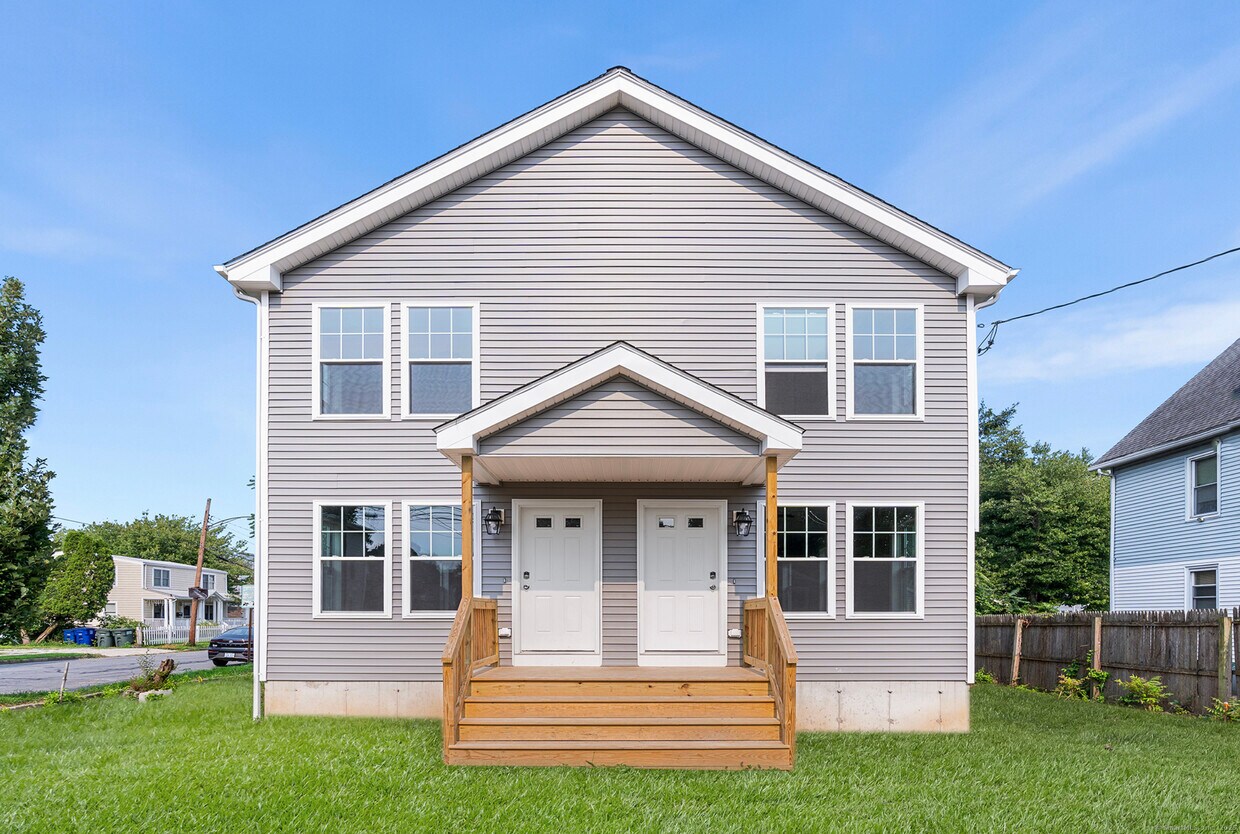Foto principal - 194 Wilmot Ave