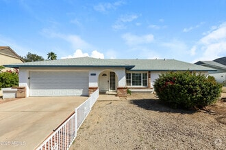 Building Photo - 6202 W Sunnyside Dr