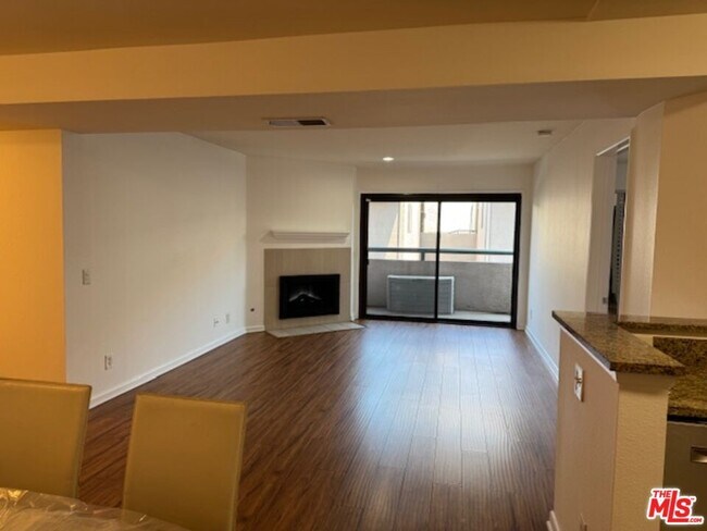 Foto del edificio - 8300 Manitoba St