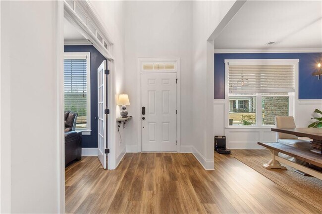 Building Photo - 409 Carmichael Cir