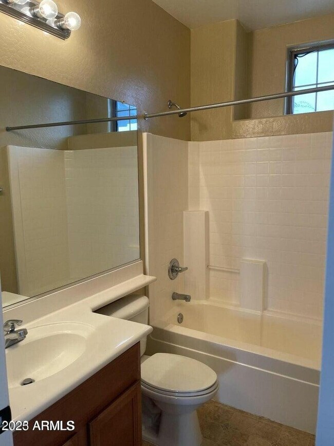 Foto del edificio - 3117 S Southwind Dr