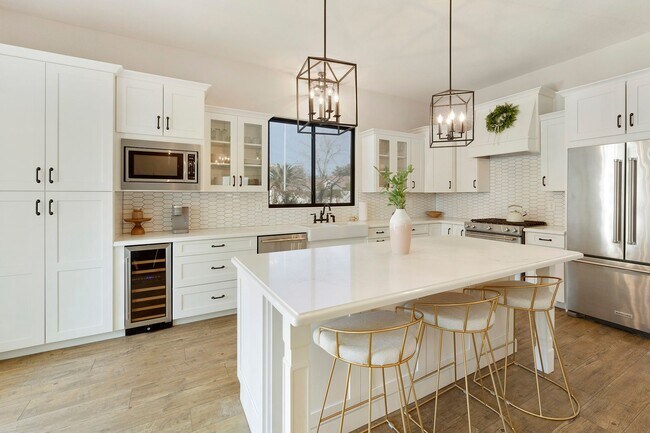 Foto del edificio - 2325 W Olive Way