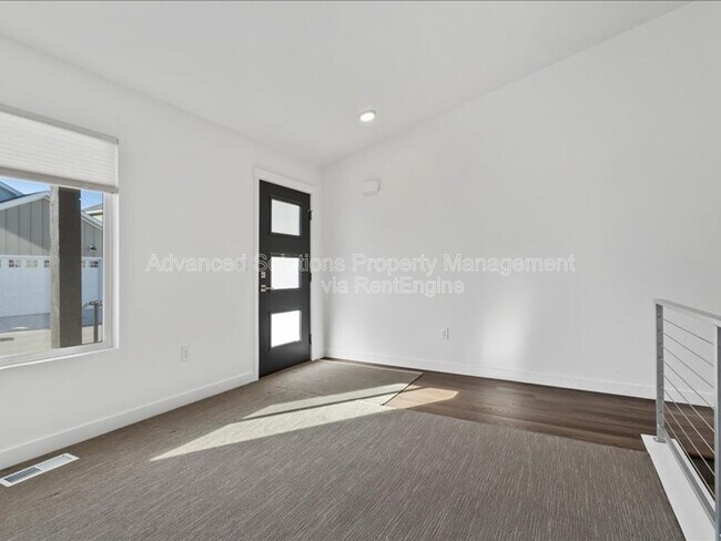 Foto del edificio - 7411 S Drake Pk Ct