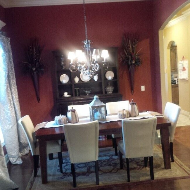 Foto del edificio - 3677 Hearthstone Dr
