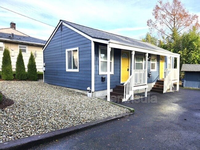 Photo - 1330 N Lafayette Ave Apartment