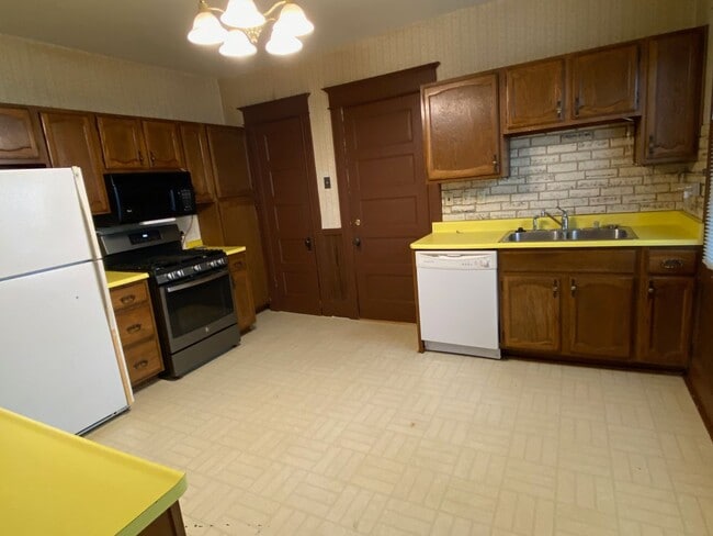 Foto del edificio - 315-317 N Paterson Street