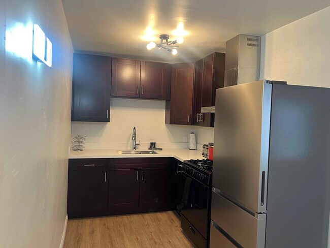 Foto del edificio - 2319 Grand Ave