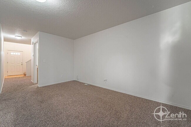 Foto del edificio - 5242 N St
