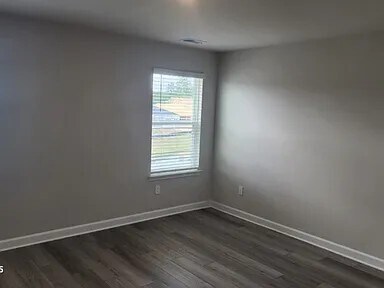 Foto del edificio - 5009 Riverton Ct