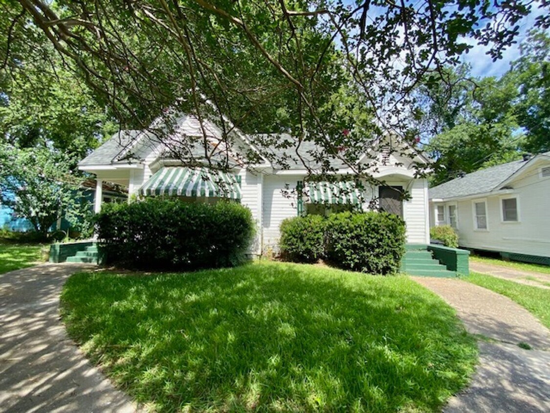 Primary Photo - 3345 &amp; 3347 Alexander Ave [2 UNITS]