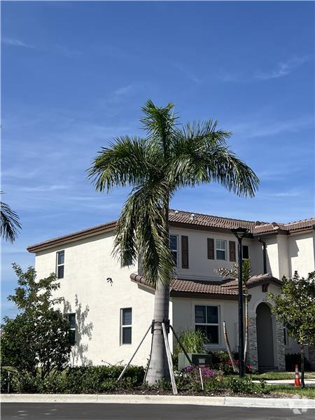 Building Photo - 12318 NW 23rd Ct