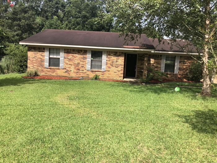 Primary Photo - 5110 Somerset Dr W
