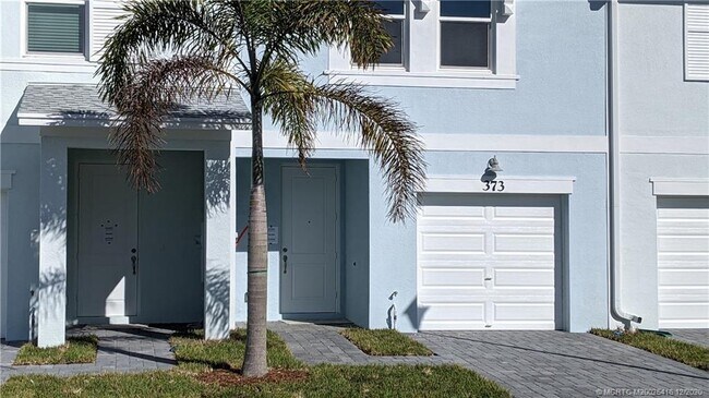 Building Photo - 373 SE Sea Hunt Way