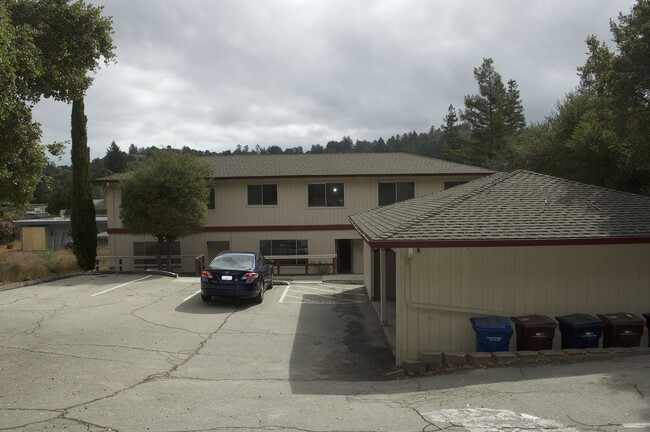 Building Photo - 114 Grace Way