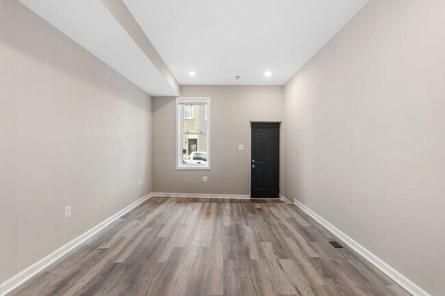 Foto del edificio - 531 N Belnord Ave