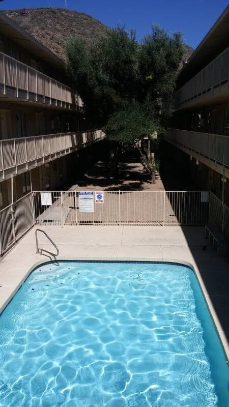 Primary Photo - 11850 N 19th Ave