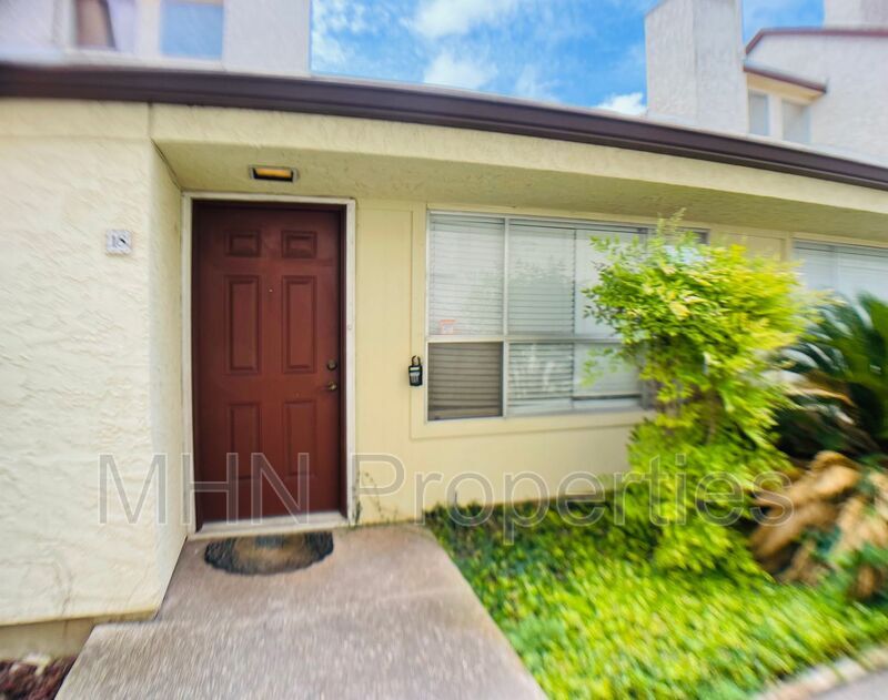 7123 Thrush View Ln Unit Apt 18D, San Antonio, TX 78209 Condo for Rent in San Antonio, TX