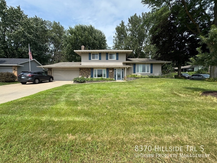 Foto principal - 8370 Hillside Trail S